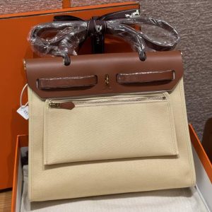 Hermes Herbag Zip 31 Bag Retourne Y1 Vanille 37 Gold Handmade In Canvas and Hunter Cowhide Gold Hardware - Image 2