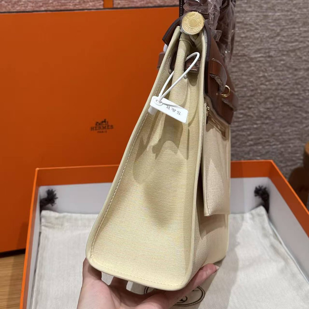 Hermes Herbag Zip 31 Bag Retourne Y1 Vanille 37 Gold Handmade In Canvas and Hunter Cowhide Gold Hardware - Image 18