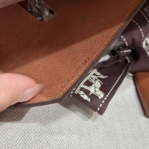 Hermes Herbag Zip 31 Bag Retourne Y1 Vanille 37 Gold Handmade In Canvas and Hunter Cowhide Gold Hardware - Image 15