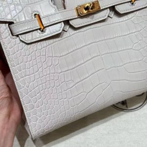 Hermes Birkin 20 Bag 8L Beton Handmade In Matte Alligator Leather Gold Hardware - Image 4