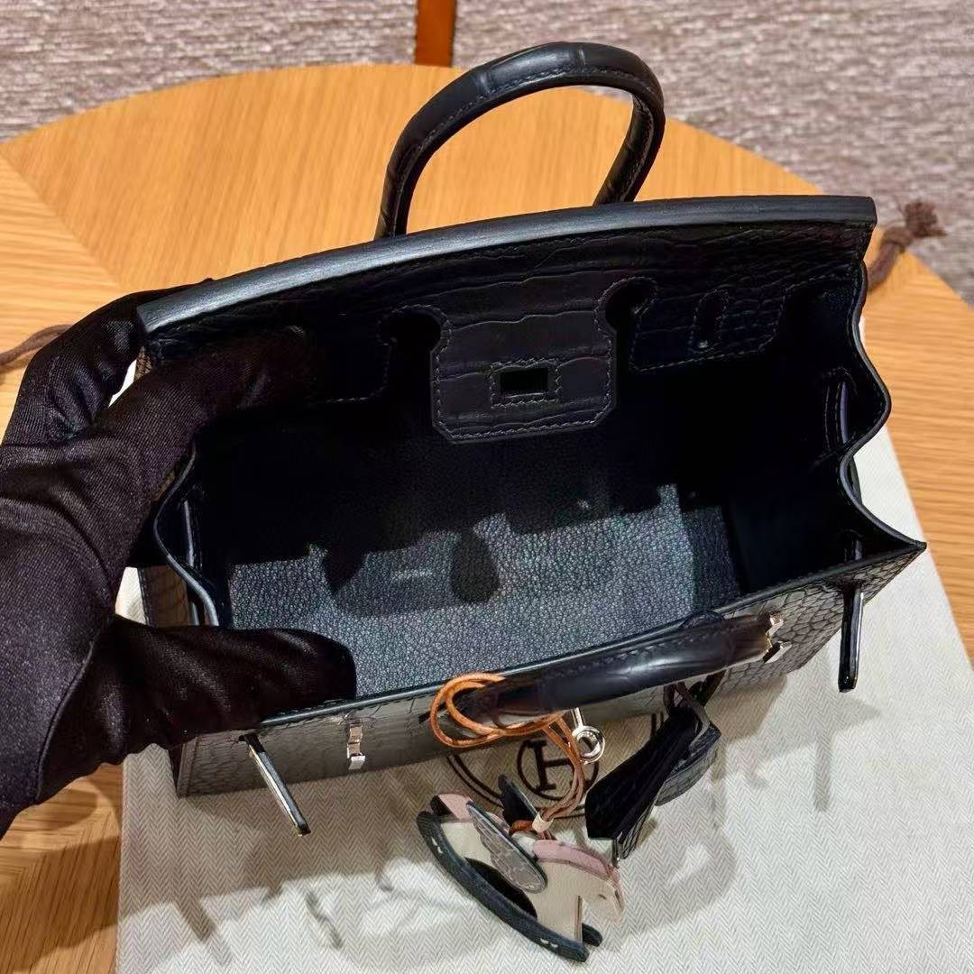 Hermes Birkin 20 Bag Handmade In Matte Alligator Crocodile Leather Silver Hardware 89 Noir - Image 15