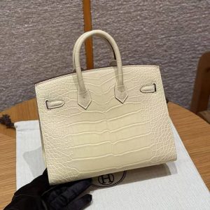 Alternative view of Hermes Birkin 20 Bag Handmade In Matte Alligator Leather Gold Hardware Y1 Vanille