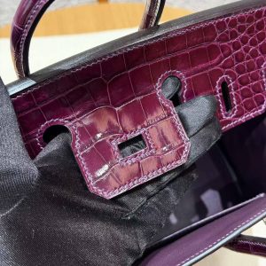 Hermès Birkin 25 Bag Handmade In Alligator Leather from Mississippi Silver Hardware N5 Cassis - Image 15