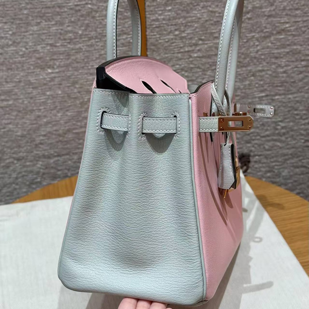 Hermès Birkin 25 Bag Handmade In Chèvre Leather Rose Gold Hardware 3Q Rose Sakura 80 Gris Perle - Image 13