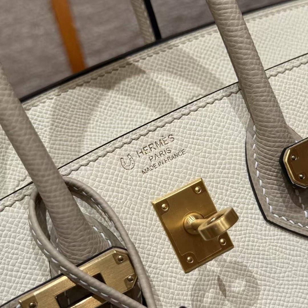 Hermès Birkin 25 Bag Handmade In Epsom Leather Gold Hardware 10 Craie S2 Trench - Image 17