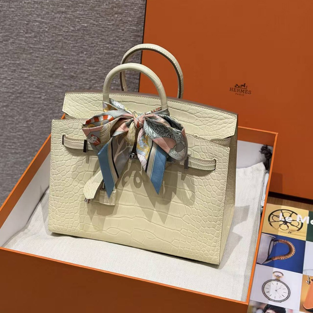 Hermès Birkin 25 Bag Handmade In Matte Alligator Leather Silver Hardware Y1 Vanille - Image 14