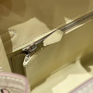 Hermès Birkin 25 Bag Handmade In Matte Alligator Leather Silver Hardware Y1 Vanille - Image 9