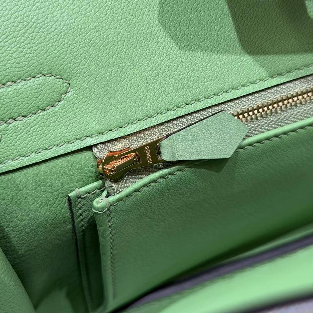 Hermes Birkin 25 Bag Handmade In Swift Calfskin Leather Gold Hardware 3I Vert Criquent - Image 7