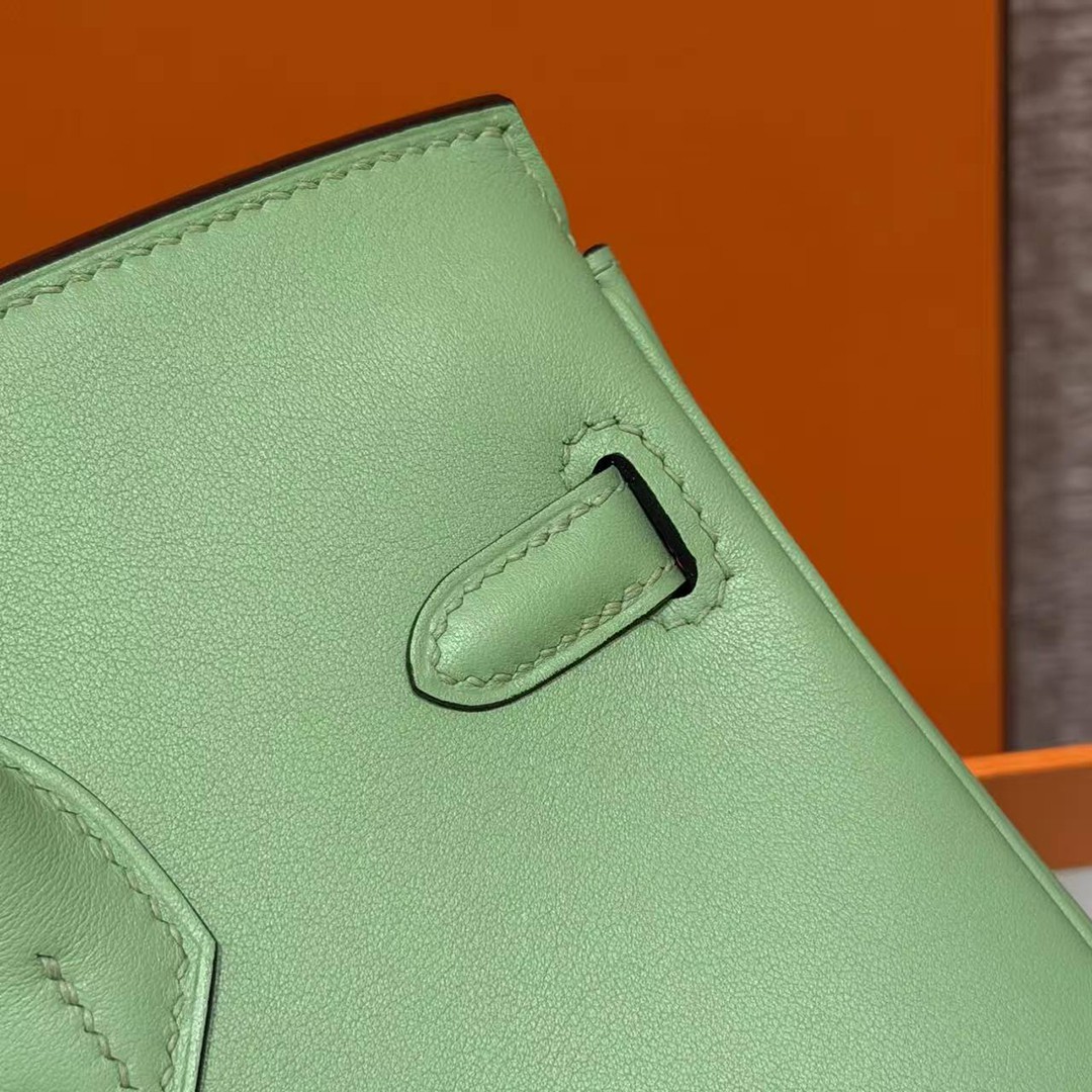 Hermes Birkin 25 Bag Handmade In Swift Calfskin Leather Gold Hardware 3I Vert Criquent - Image 5