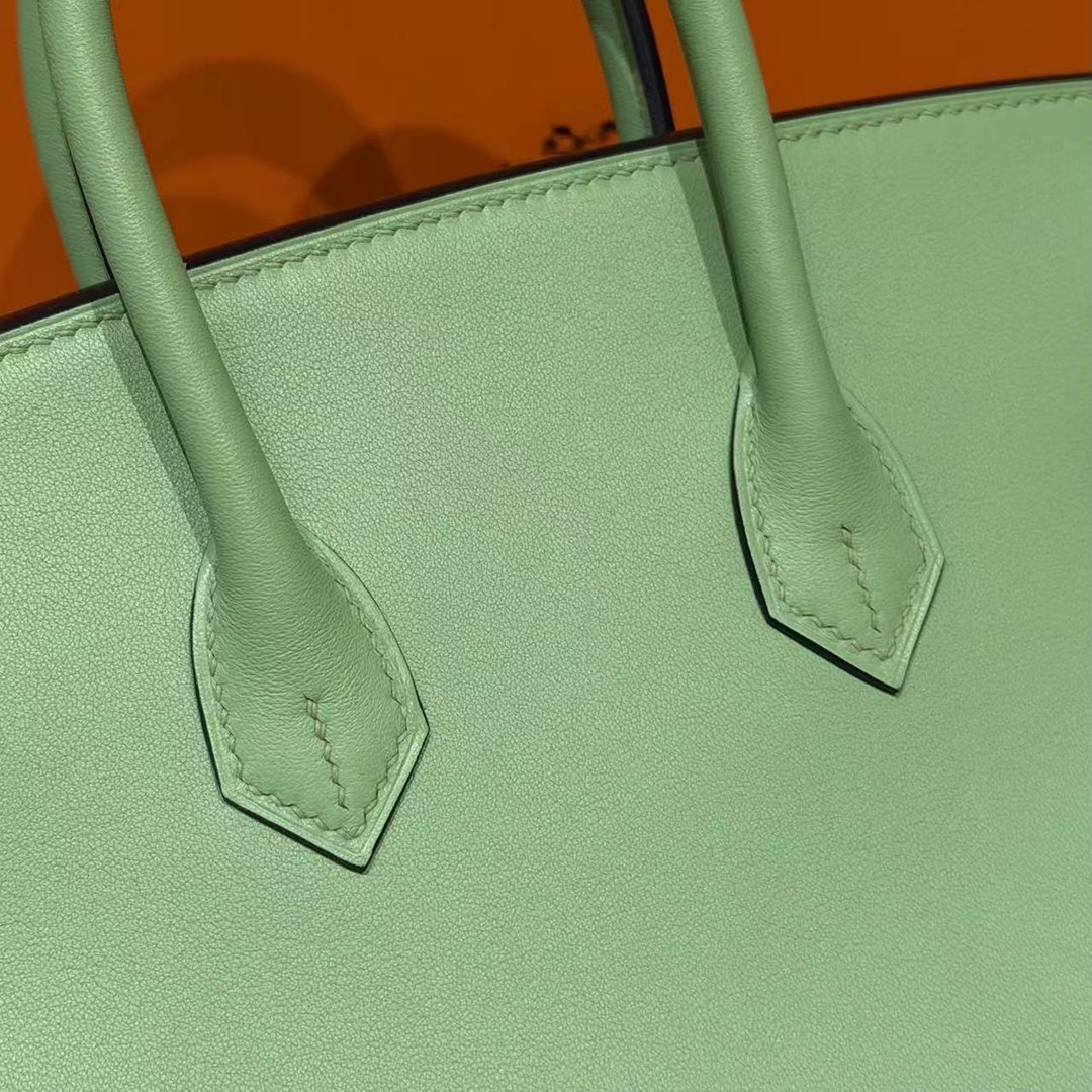Hermes Birkin 25 Bag Handmade In Swift Calfskin Leather Gold Hardware 3I Vert Criquent - Image 4