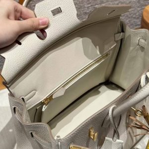 Hermès Birkin 25 Bag Handmade In Togo Calfskin Leather Gold Hardware 10 Craie - Image 7