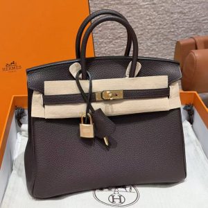 Hermès Birkin 25 Bag Handmade In Togo Calfskin Leather Gold Hardware 47 Chocolate