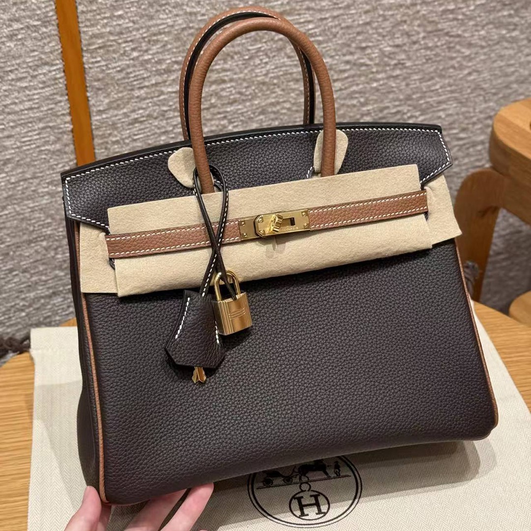 Hermès Birkin 25 Bag Handmade In Togo Calfskin Leather Gold Hardware 47 Chocolate 37 Gold - Image 2