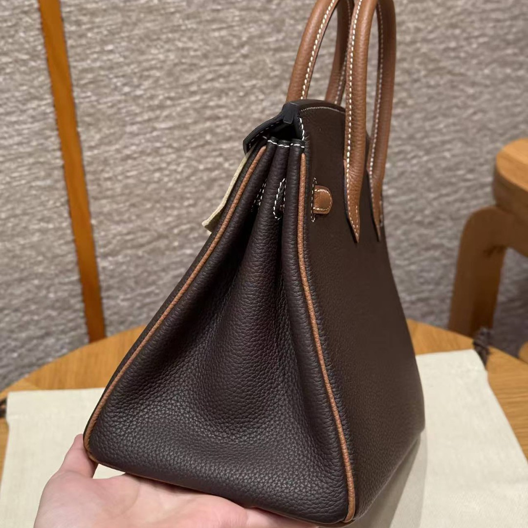 Hermès Birkin 25 Bag Handmade In Togo Calfskin Leather Gold Hardware 47 Chocolate 37 Gold - Image 18