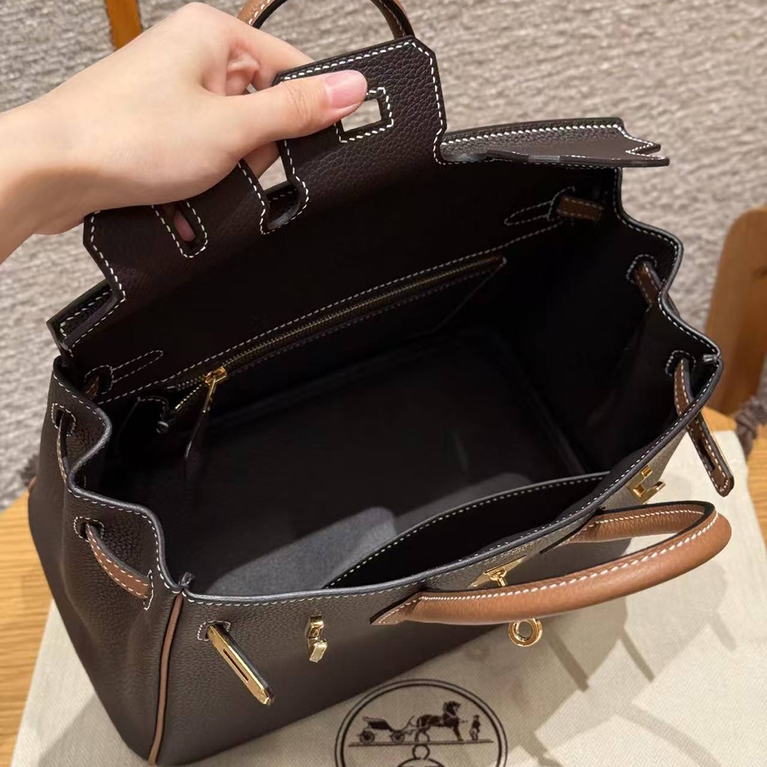 Hermès Birkin 25 Bag Handmade In Togo Calfskin Leather Gold Hardware 47 Chocolate 37 Gold - Image 12