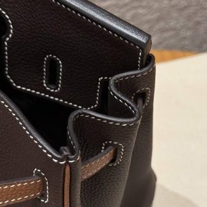 Hermès Birkin 25 Bag Handmade In Togo Calfskin Leather Gold Hardware 47 Chocolate 37 Gold - Image 10
