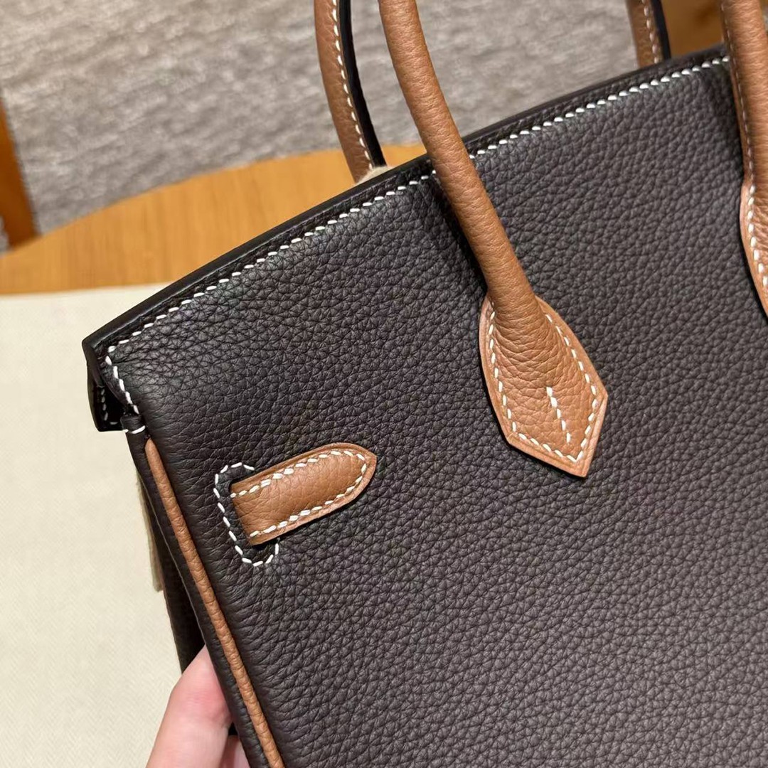 Hermès Birkin 25 Bag Handmade In Togo Calfskin Leather Gold Hardware 47 Chocolate 37 Gold - Image 9