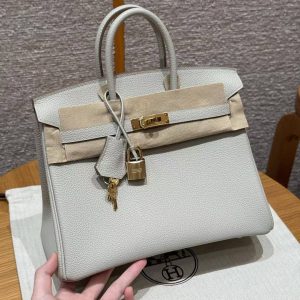 Hermès Birkin 25 Bag Handmade In Togo Calfskin Leather Gold Hardware 80 Gris Perle