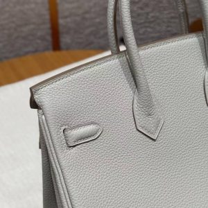 Hermès Birkin 25 Bag Handmade In Togo Calfskin Leather Gold Hardware 80 Gris Perle - Image 6