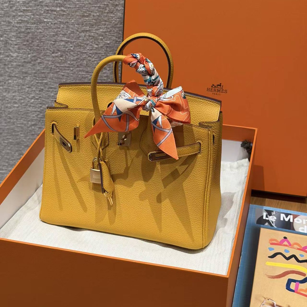 Hermes Birkin 25 Bag Handmade In Togo Calfskin Leather Gold Hardware 9D Jaune Ambre - Image 14