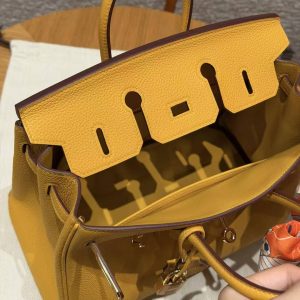 Hermes Birkin 25 Bag Handmade In Togo Calfskin Leather Gold Hardware 9D Jaune Ambre - Image 12