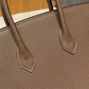Hermès Birkin 25 Bag Handmade In Togo Calfskin Leather Gold Hardware DO Beige de Weimar - Image 6