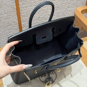 Hermès Birkin 25 Bag Handmade In Togo Calfskin Leather Gold Hardware H0 Girs Misty - Image 22