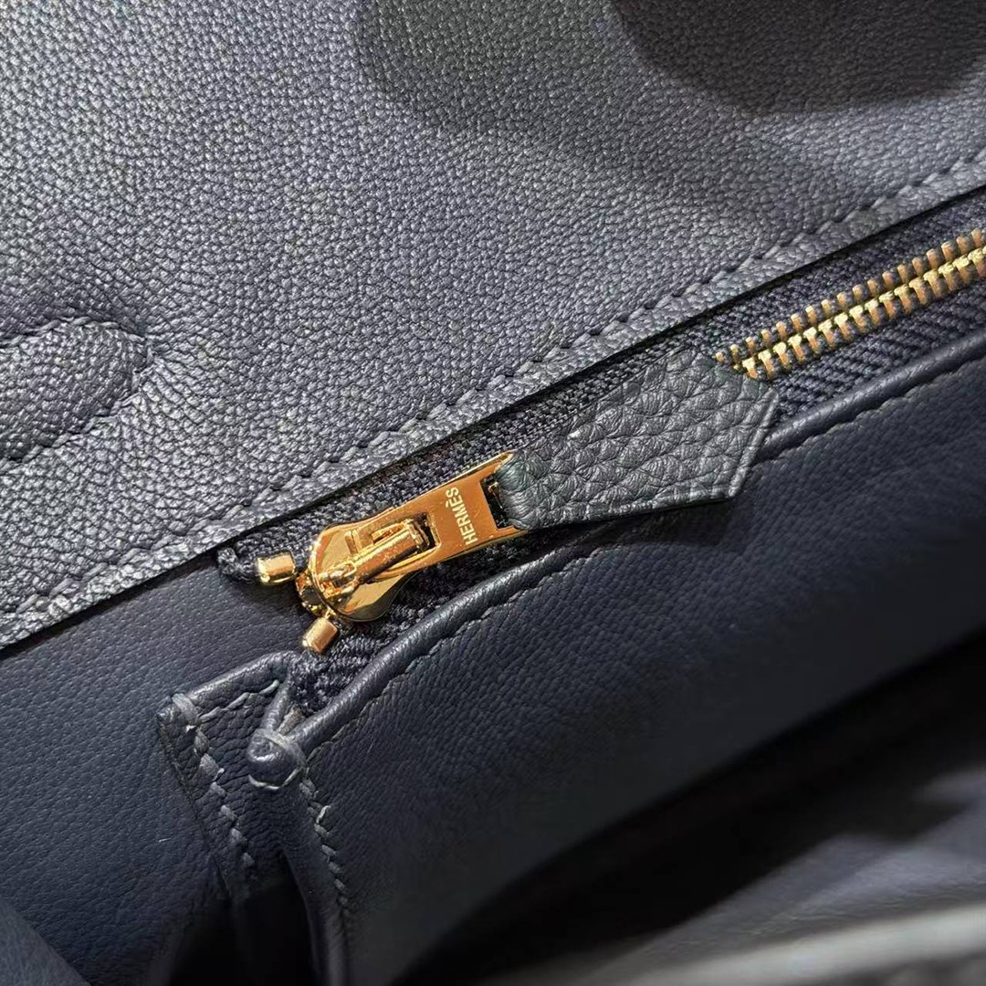Hermès Birkin 25 Bag Handmade In Togo Calfskin Leather Gold Hardware H0 Girs Misty - Image 13