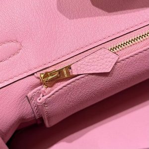 Hermès Birkin 25 Bag Handmade In Togo Calfskin Leather Gold Hardware L4 Bubble Gum - Image 5
