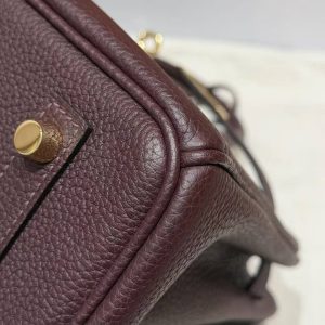 Hermès Birkin 25 Bag Handmade In Togo Calfskin Leather Gold Hardware OG Rouge Sellier - Image 9
