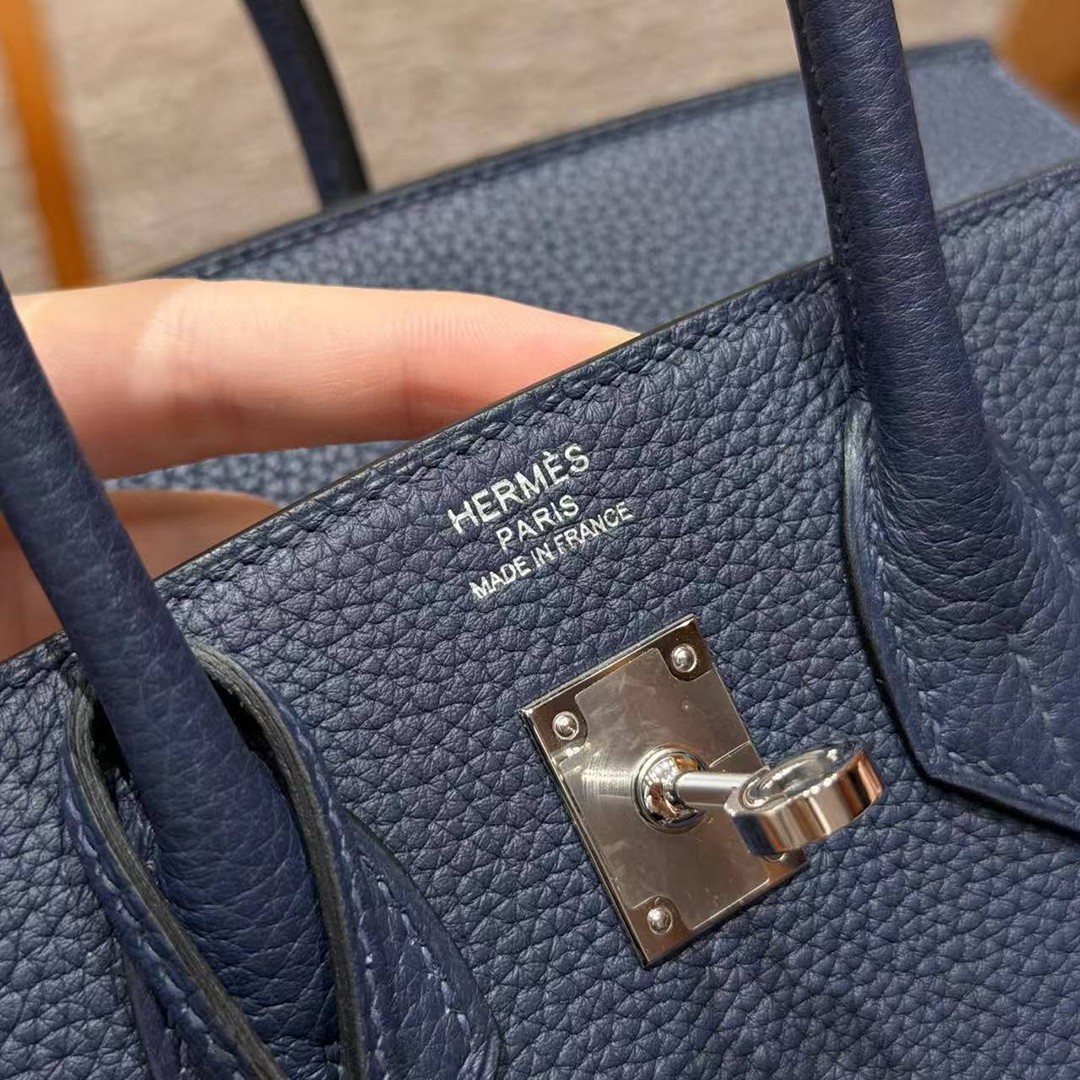 Hermes Birkin 25 Bag Handmade In Togo Calfskin Leather Silver Hardware 7U Blue Navy - Image 15