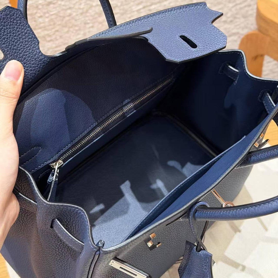 Hermes Birkin 25 Bag Handmade In Togo Calfskin Leather Silver Hardware 7U Blue Navy - Image 12