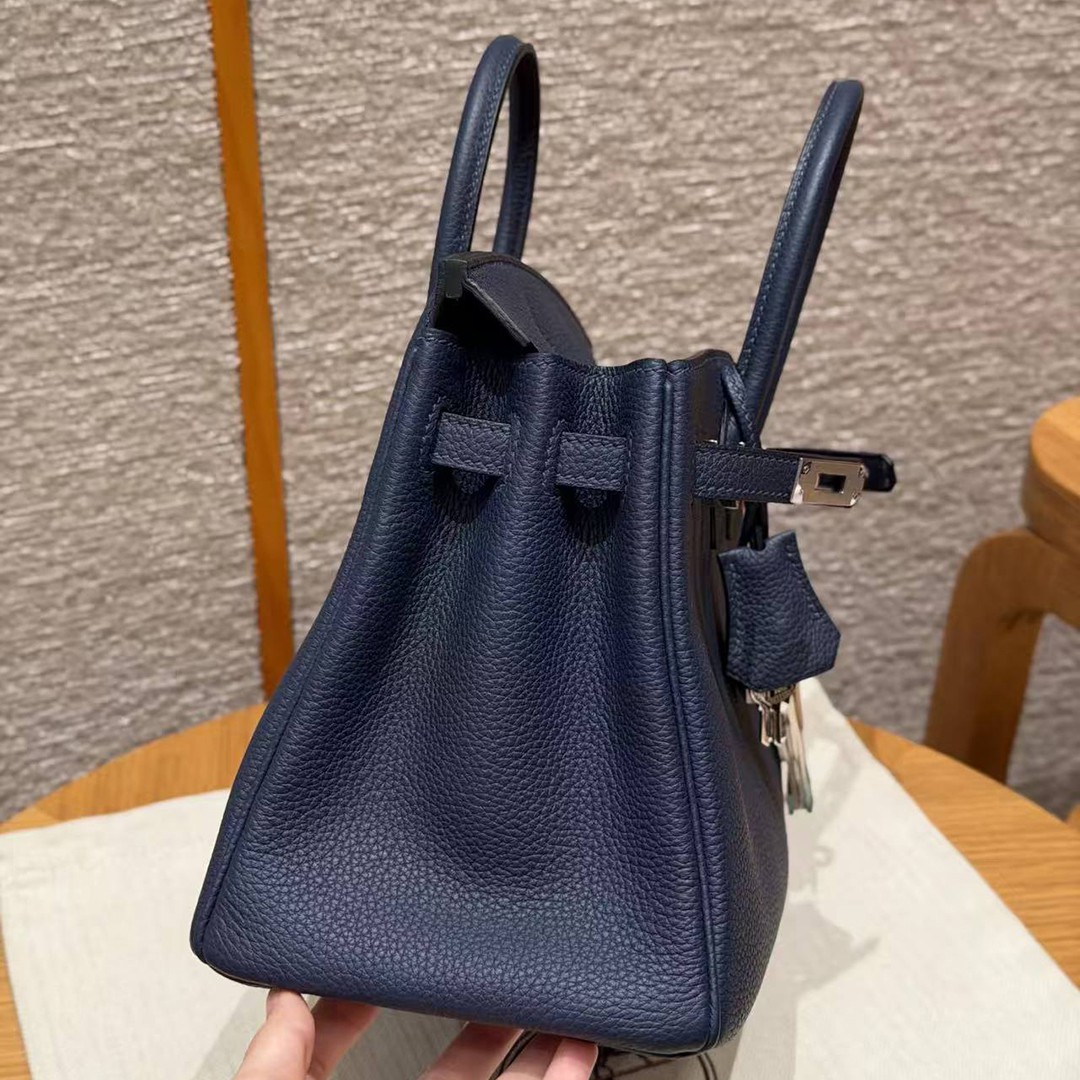 Hermes Birkin 25 Bag Handmade In Togo Calfskin Leather Silver Hardware 7U Blue Navy - Image 8