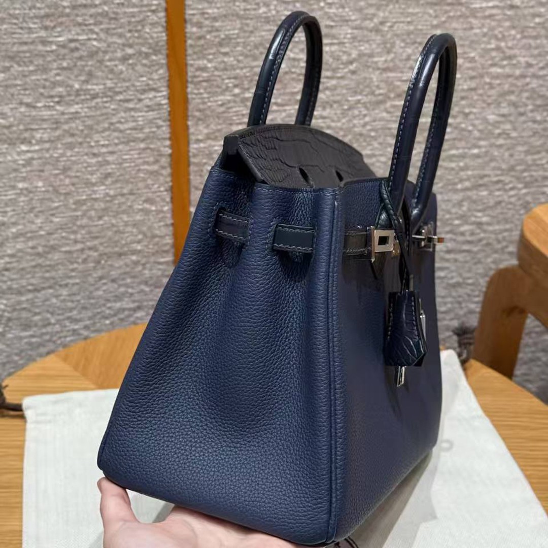 Hermès Birkin 25 Bag Handmade In Togo Calfskin Leather and Alligator Silver Hardware 73 Blue Saphir - Image 9