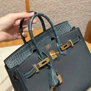 Hermès Birkin 25 Bag Handmade In Togo Calfskin and Matte Alligator Leather Gold Hardware 60 Vert Cypres - Image 15