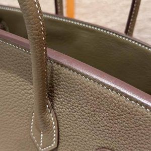 Hermès Birkin 25 Bag Handmade Togo Calfskin Leather Gold Hardware 18 Etoupe - Image 9