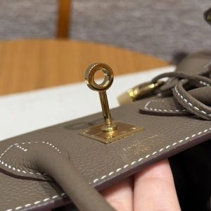 Hermès Birkin 25 Bag Handmade Togo Calfskin Leather Gold Hardware 18 Etoupe - Image 8