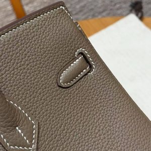 Hermès Birkin 25 Bag Handmade Togo Calfskin Leather Gold Hardware 18 Etoupe - Image 5