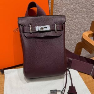 Hermès Hac a Dos PM Backpack Handmade In Togo Calfskin Leather Silver Hardware 0G Rouge Seller