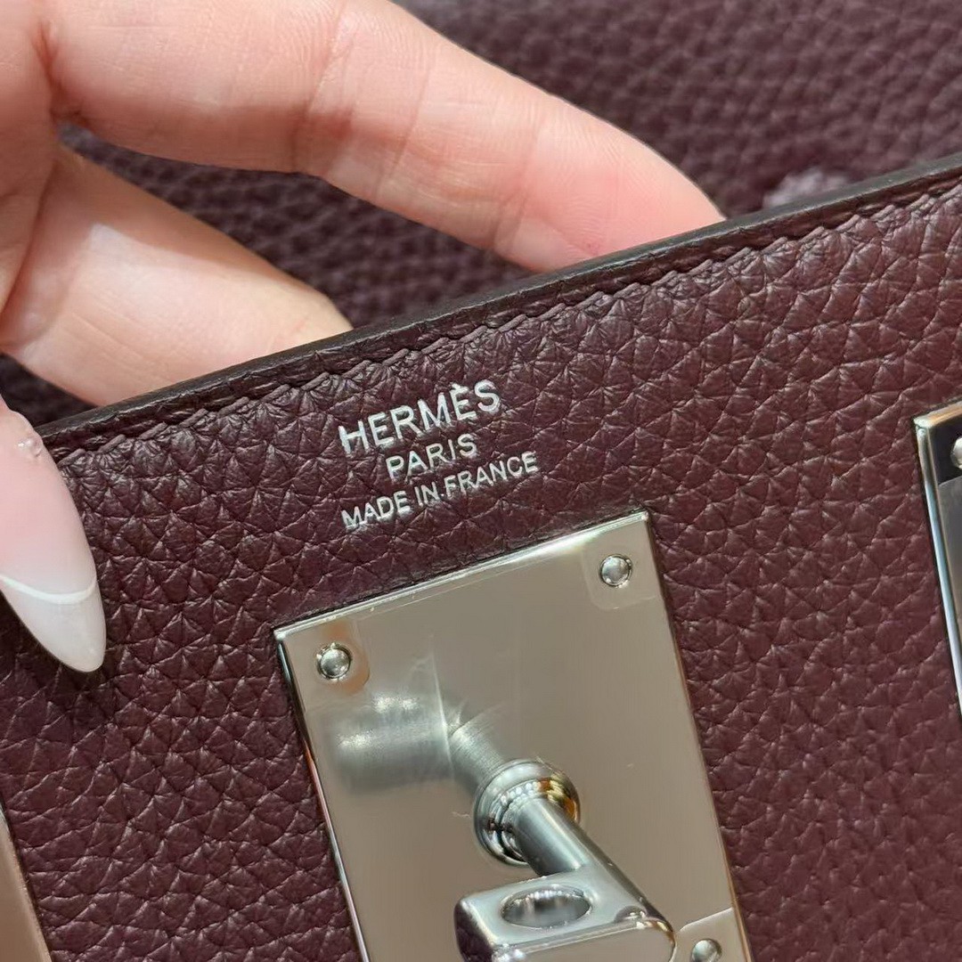 Hermès Hac a Dos PM Backpack Handmade In Togo Calfskin Leather Silver Hardware 0G Rouge Seller - Image 8