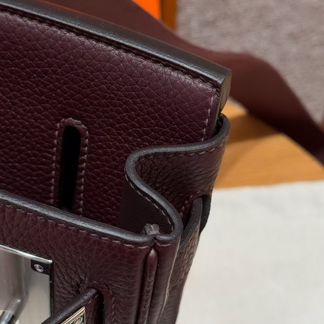 Hermès Hac a Dos PM Backpack Handmade In Togo Calfskin Leather Silver Hardware 0G Rouge Seller - Image 6
