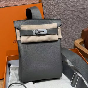 Hermès Hac a Dos PM Backpack Handmade In Togo Calfskin Leather Silver Hardware 0L Girs Meyer