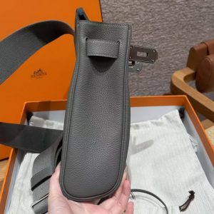 Hermès Hac a Dos PM Backpack Handmade In Togo Calfskin Leather Silver Hardware 0L Girs Meyer - Image 8