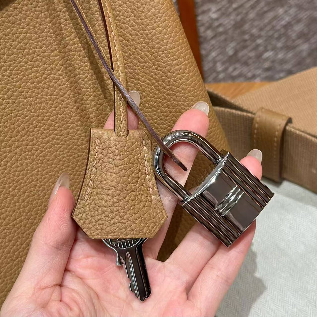 Hermès Hac a Dos PM Backpack Handmade In Togo Calfskin Leather Silver Hardware 0M Chai - Image 13