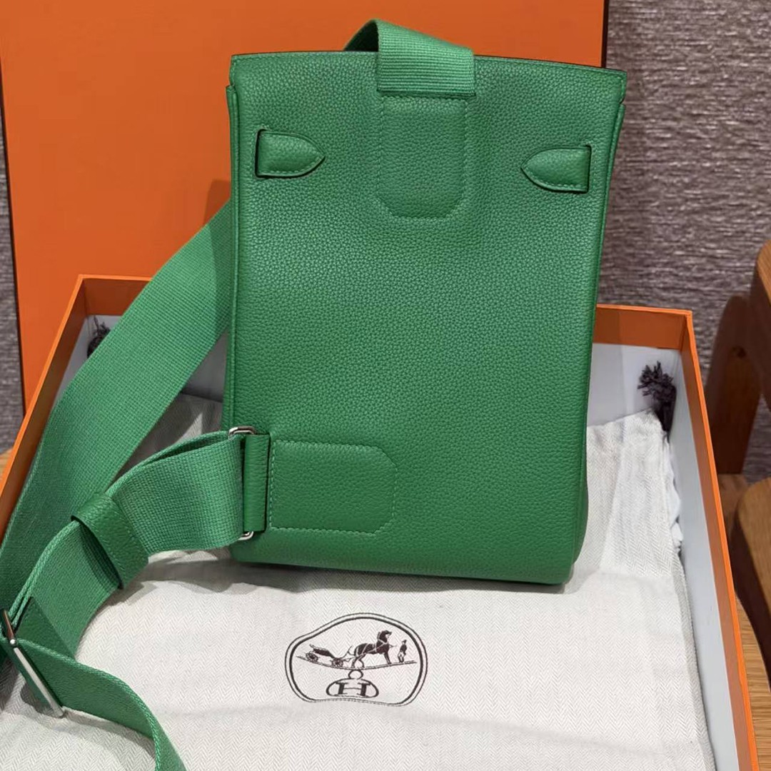Hermès Hac a Dos PM Backpack Handmade In Togo Calfskin Leather Silver Hardware 1K Bambou - Image 2