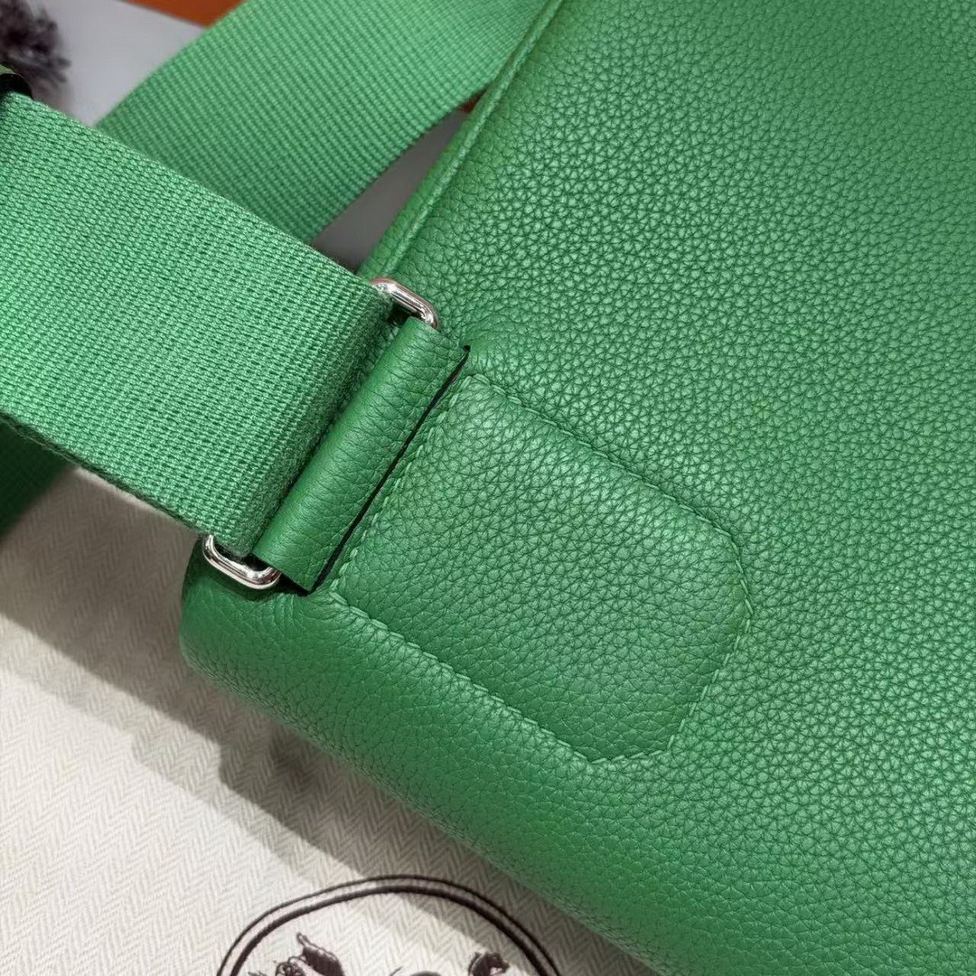 Hermès Hac a Dos PM Backpack Handmade In Togo Calfskin Leather Silver Hardware 1K Bambou - Image 13