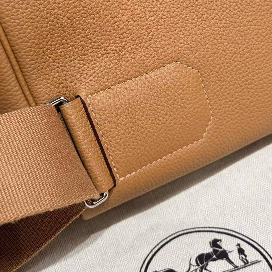 Hermès Hac a Dos PM Backpack Handmade In Togo Calfskin Leather Silver Hardware 21 Natural Sable - Image 10