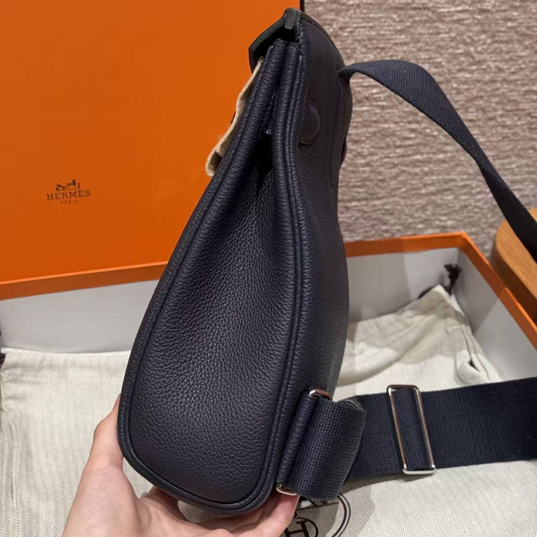 Hermès Hac a Dos PM Backpack Handmade In Togo Calfskin Leather Silver Hardware 2Z Blue Nuit - Image 17