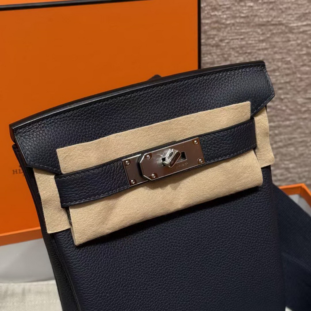 Hermès Hac a Dos PM Backpack Handmade In Togo Calfskin Leather Silver Hardware 2Z Blue Nuit - Image 11