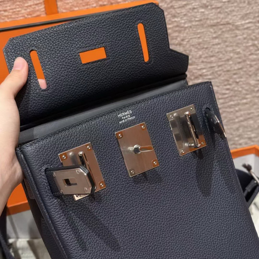 Hermès Hac a Dos PM Backpack Handmade In Togo Calfskin Leather Silver Hardware 2Z Blue Nuit - Image 8